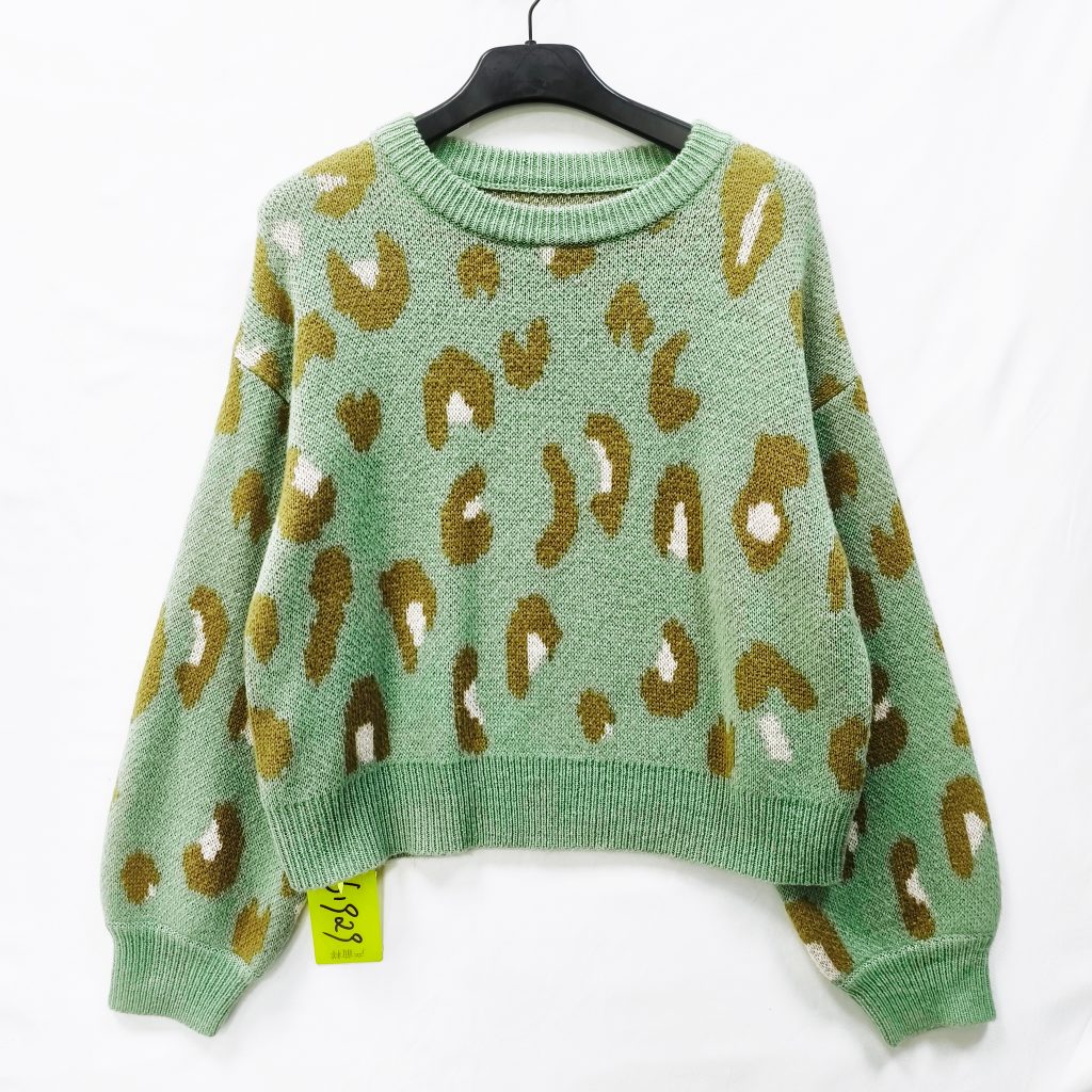 Women's leopard pullover sweater