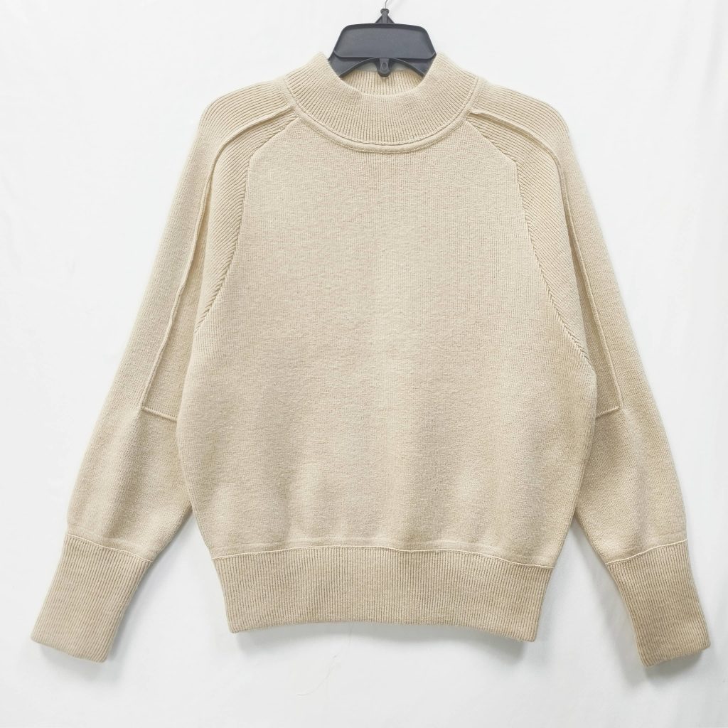 Women's wool knitted pullover sweater